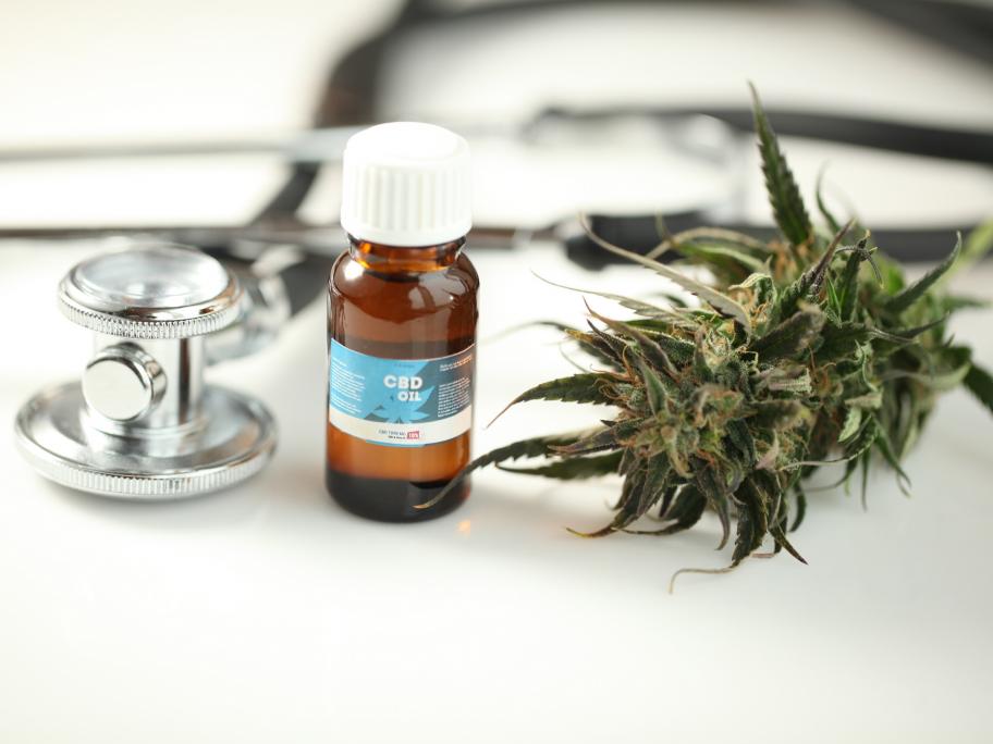 Doctor wrote 12,000 medicinal cannabis scripts in six months, says AHPRA