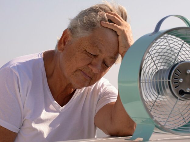 Electric fans in extreme dry heat can harm elderly patients, researchers warn